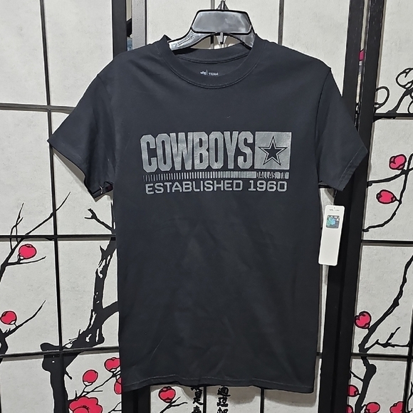 NFL Other - NFL Dallas Cowboys T-Shirt Size‎ Small New